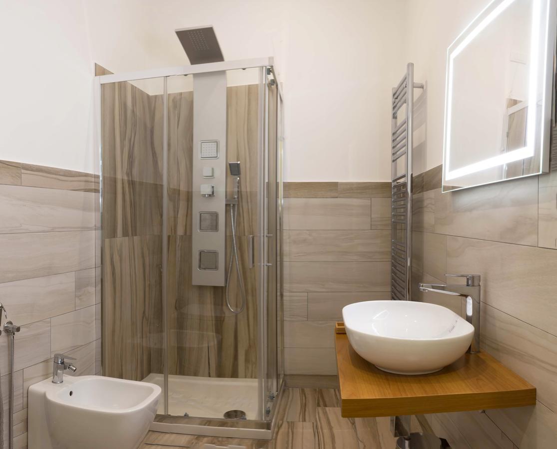 Hall Inn B&B In Napoli Bagian luar foto